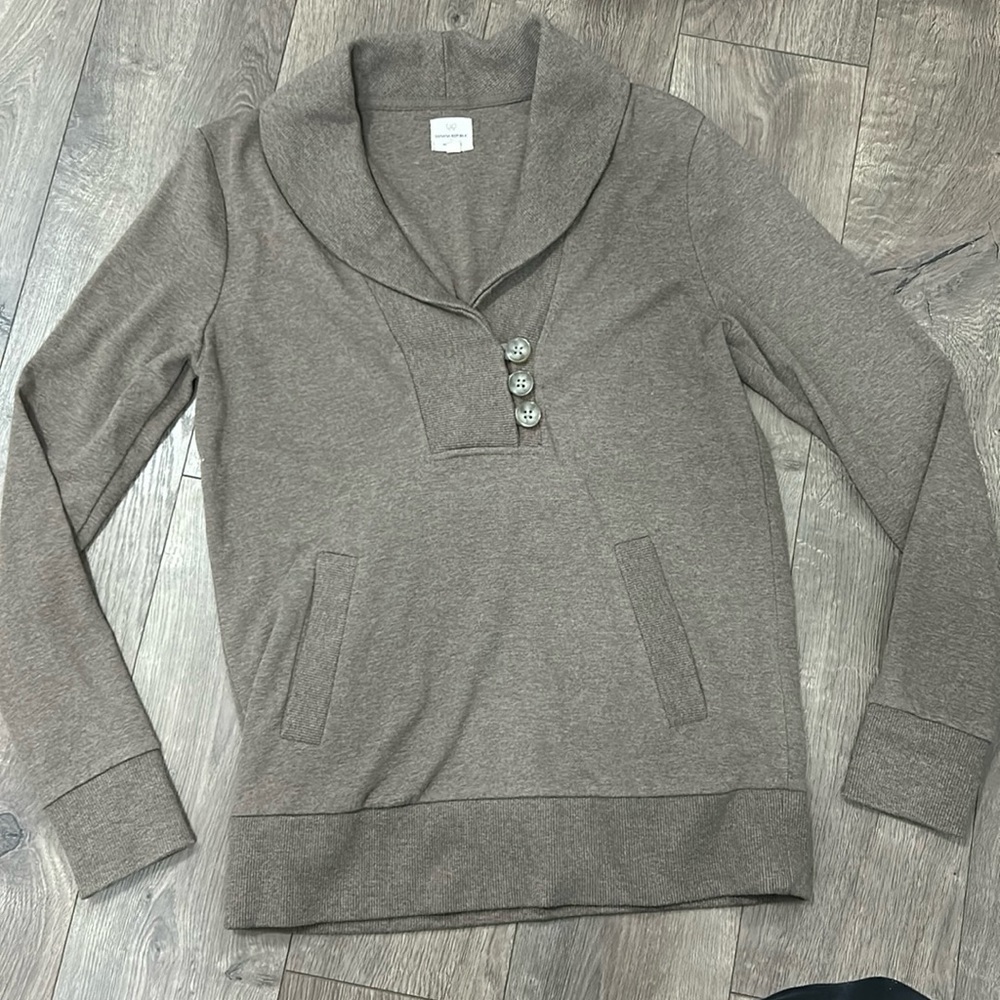 Banana Republic Shawl Collar Long Sleeve Top in Taupe